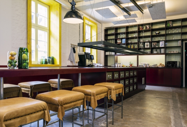 國外工業(yè)復(fù)古風(fēng)酒店設(shè)計