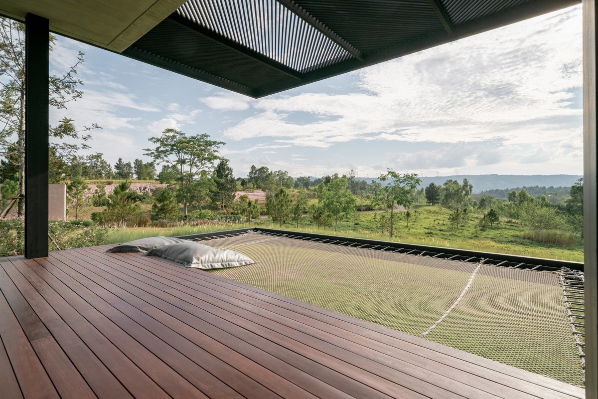 1582869482833980.jpg 廣東山頂度假酒店裝修設(shè)計公司案例(圖6)