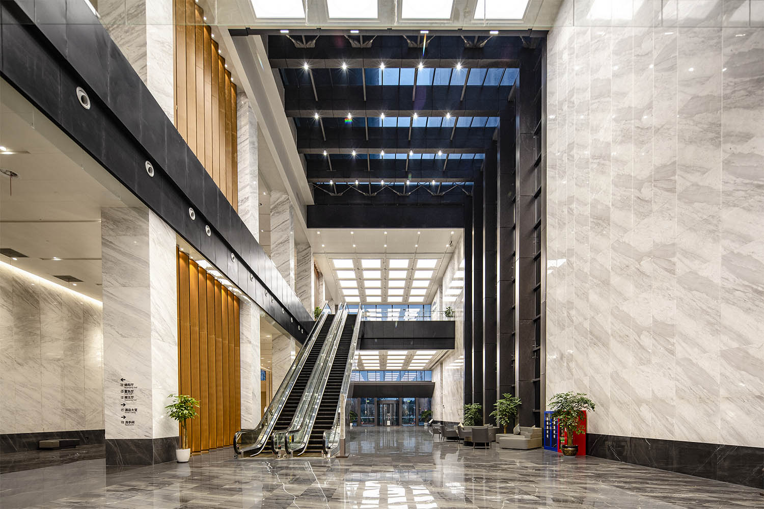 酒店設(shè)計(jì)公司國(guó)際酒店會(huì)議中心裝修案例(圖6)