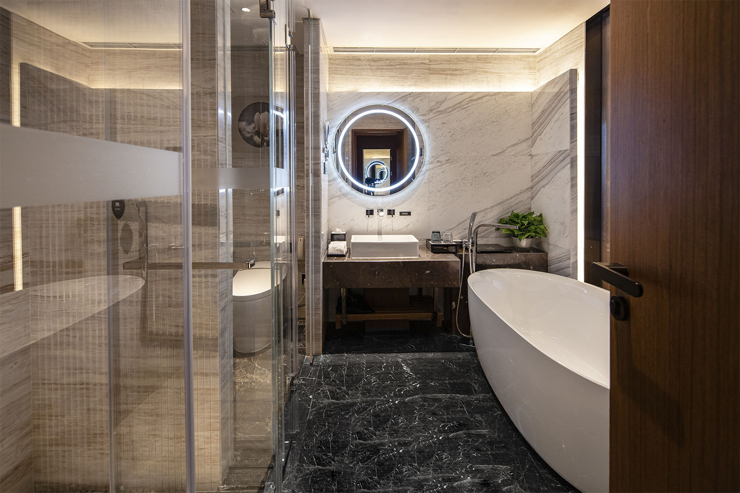 酒店設(shè)計(jì)公司國(guó)際酒店會(huì)議中心裝修案例(圖27)