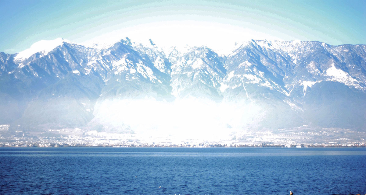 酒店裝修公司慢屋·極目度假酒店設(shè)計案例(圖1)