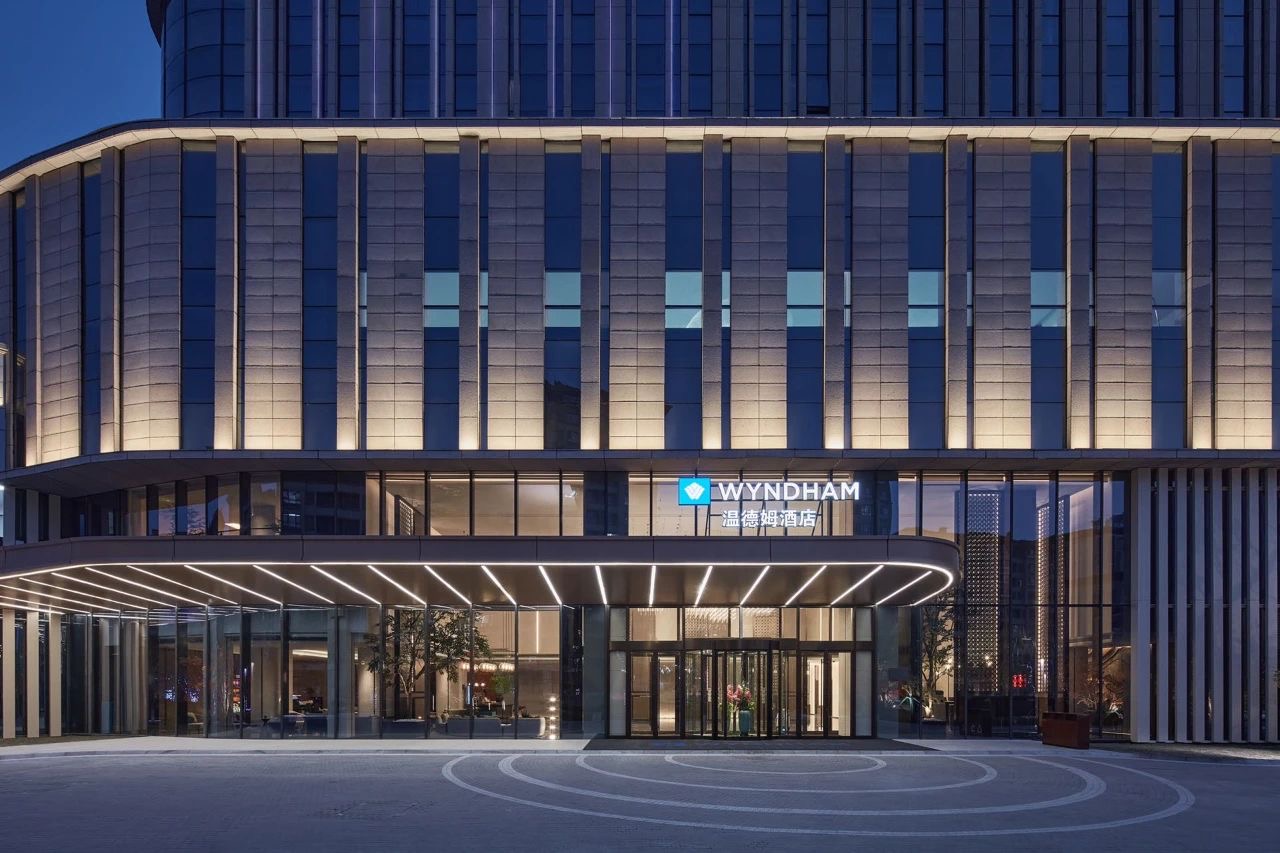 當(dāng)代藝術(shù)融合歷史 雄安新區(qū)溫德姆酒店裝修設(shè)計(jì)(圖2) 當(dāng)代藝術(shù)融合歷史 雄安新區(qū)溫德姆酒店裝修設(shè)計(jì)(圖2)