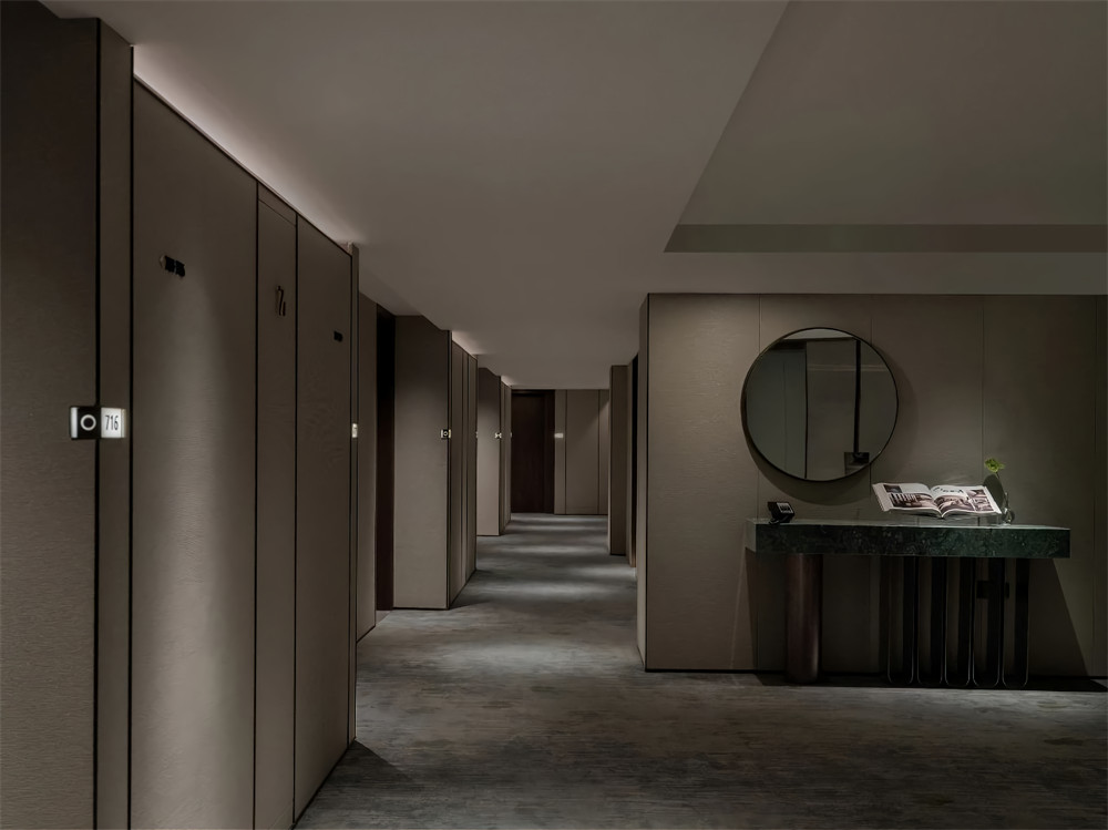 16000平方現(xiàn)代人文精品酒店裝修設(shè)計(jì)案例(圖15) 10572200_vsszan1724370800024032.jpg