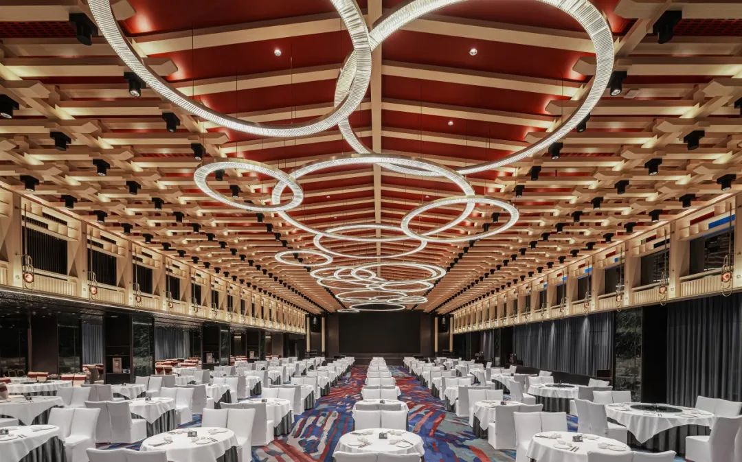 鄭州酒店裝修推薦大型酒樓翻新改造設(shè)計案例(圖6) 640 (9).jpg