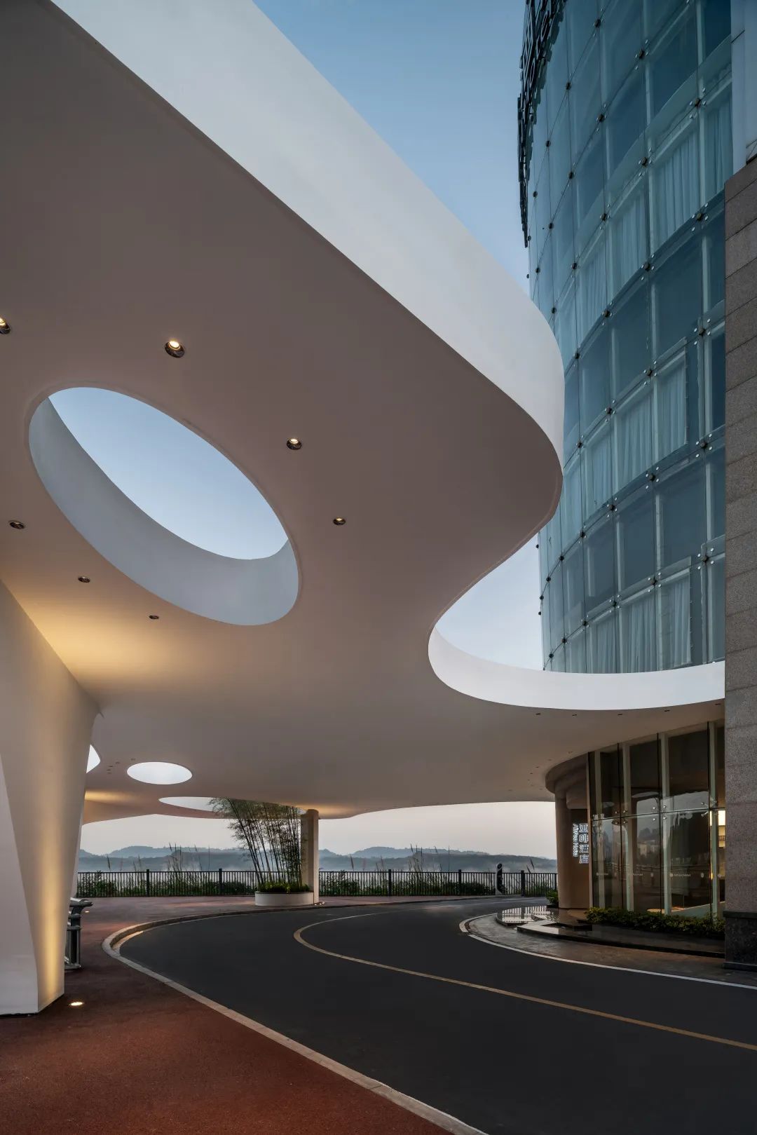 成都亞啡精致商務(wù)酒店裝修設(shè)計案例(圖1) 001001_62b5e1d90924486201.jpg