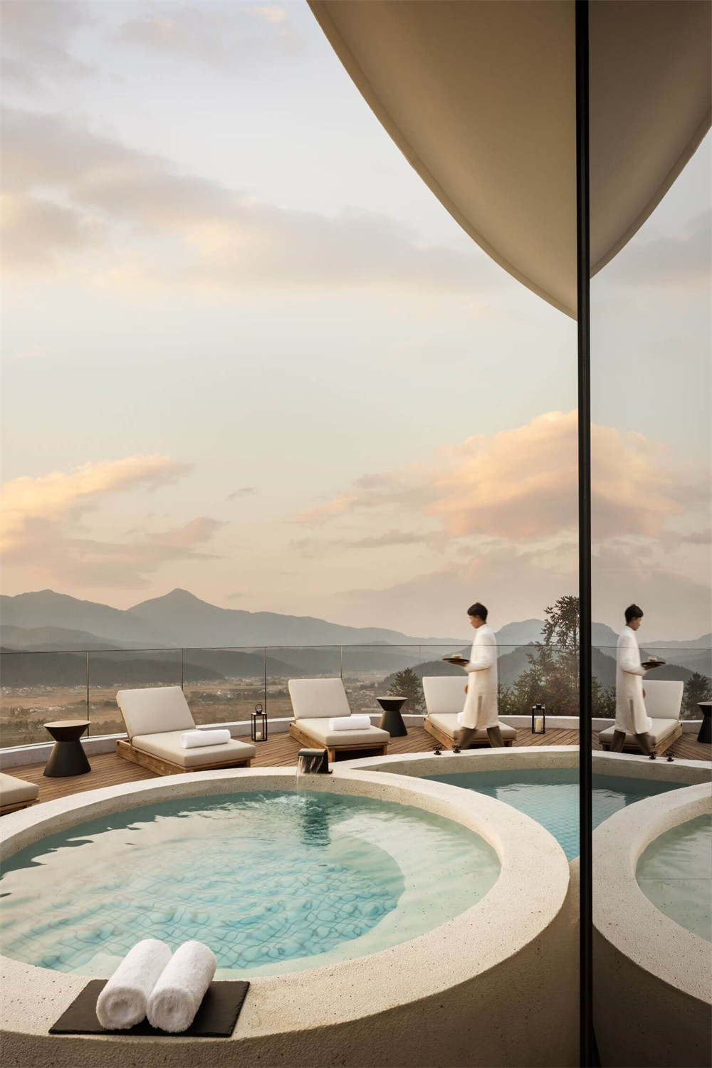 云南半山溫泉酒店裝修設(shè)計(jì)方案(圖9) 10524873_vsszan856761904424019.jpg