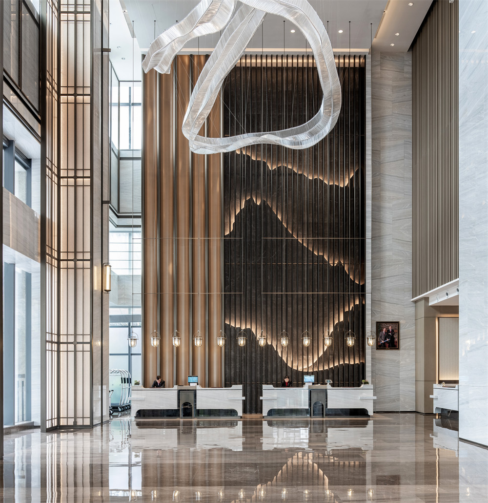 張家港萬(wàn)豪國(guó)際五星級(jí)酒店裝修設(shè)計(jì)案例(圖3) 7497914_4-張家港萬(wàn)豪酒店大堂.jpg