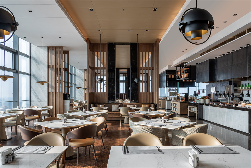 張家港萬(wàn)豪國(guó)際五星級(jí)酒店裝修設(shè)計(jì)案例(圖7) 7497931_20-張家港萬(wàn)豪酒店三餐廳.jpg