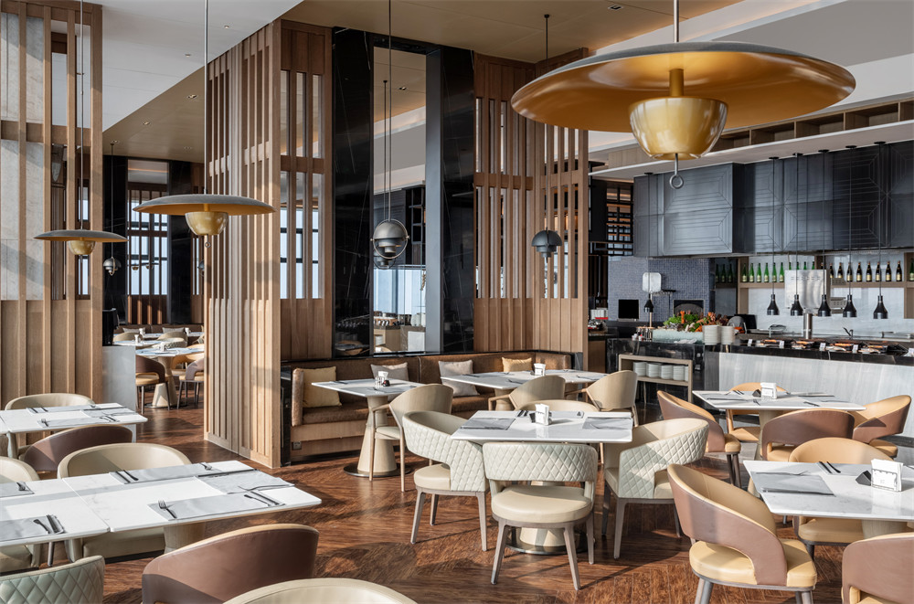 張家港萬(wàn)豪國(guó)際五星級(jí)酒店裝修設(shè)計(jì)案例(圖10) 7497932_21-張家港萬(wàn)豪酒店三餐廳.jpg