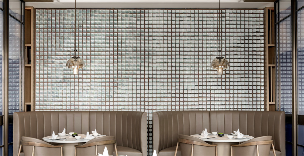 張家港萬(wàn)豪國(guó)際五星級(jí)酒店裝修設(shè)計(jì)案例(圖12) 7497942_31-張家港萬(wàn)豪酒店中餐廳【云蔚】.jpg