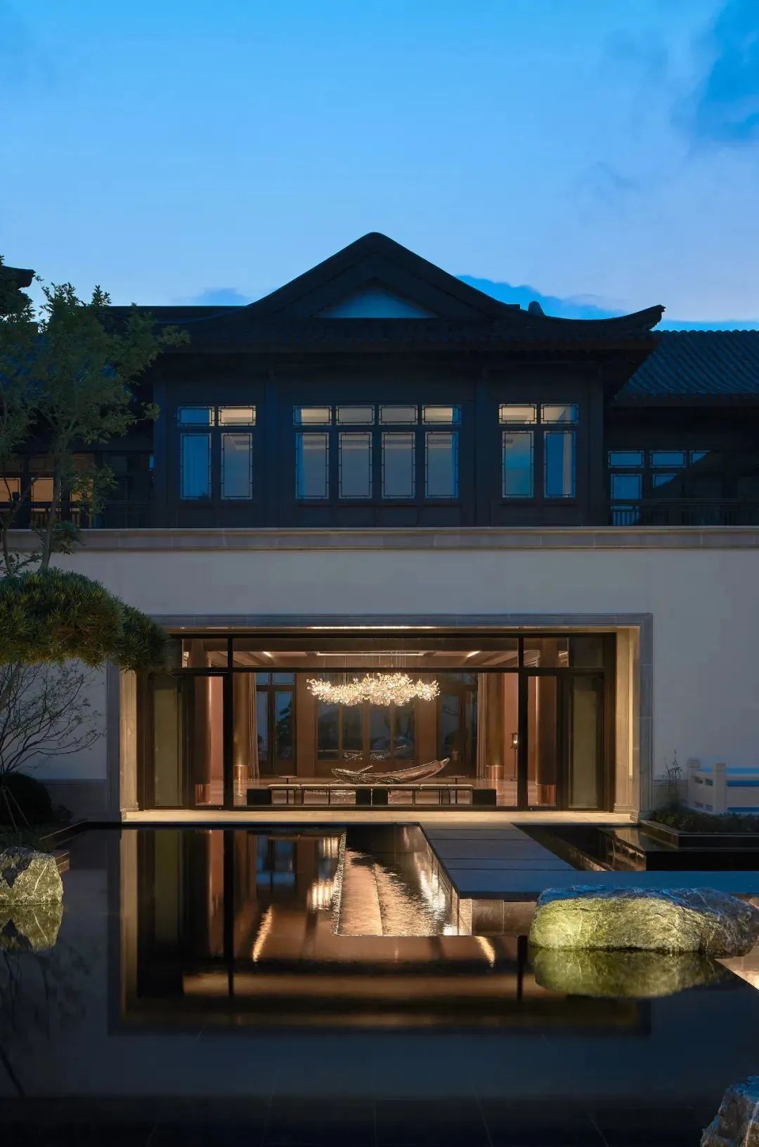 當(dāng)代東方美學(xué)鑒湖云舍酒店裝修設(shè)計案例(圖3) 640 (4).jpg