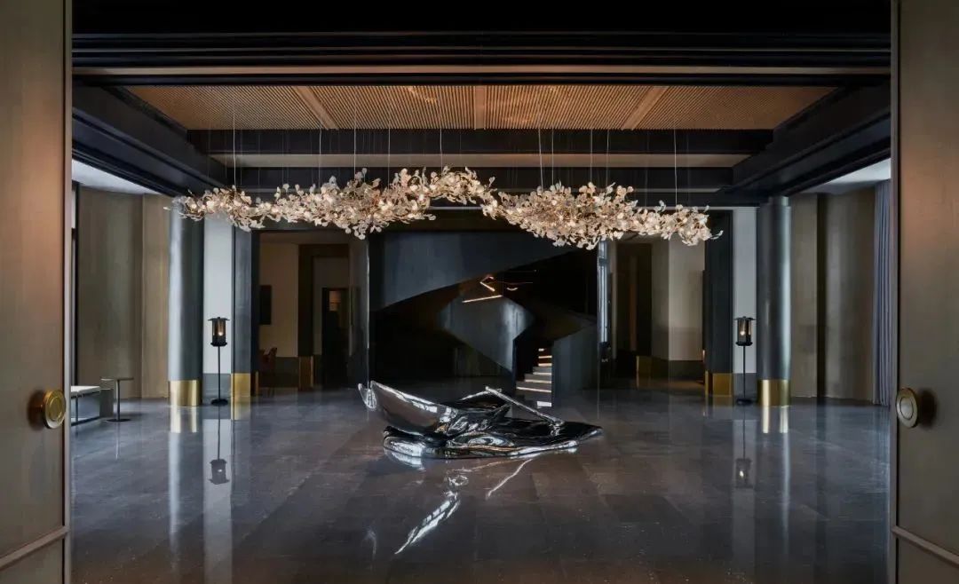 當(dāng)代東方美學(xué)鑒湖云舍酒店裝修設(shè)計案例(圖4) 640 (7).jpg