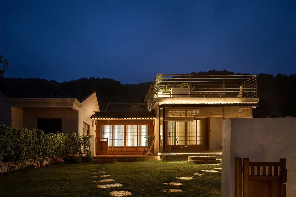 河南民宿裝修公司推薦橘子小院民宿改造設(shè)計方案(圖1) 10634717_vsszan174966080008158.jpg