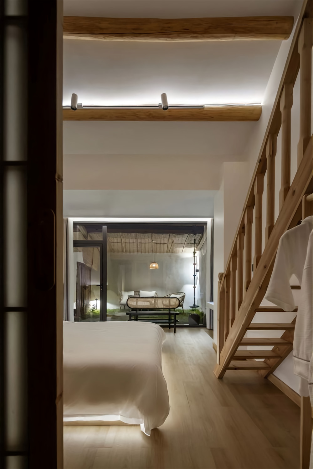 河南民宿裝修公司推薦橘子小院民宿改造設(shè)計方案(圖12) 10634733_vsszan1749660800081524.jpg