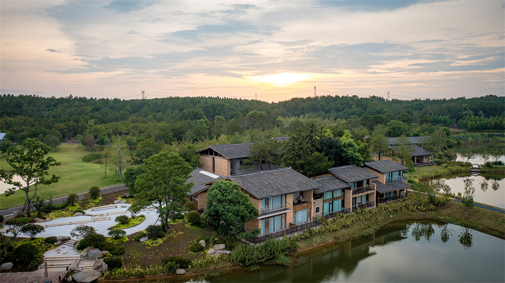 復(fù)興鄉(xiāng)村 結(jié)廬半間精品民宿裝修設(shè)計(jì)案例(圖1) 10752653_vsszan179572151821531.jpg