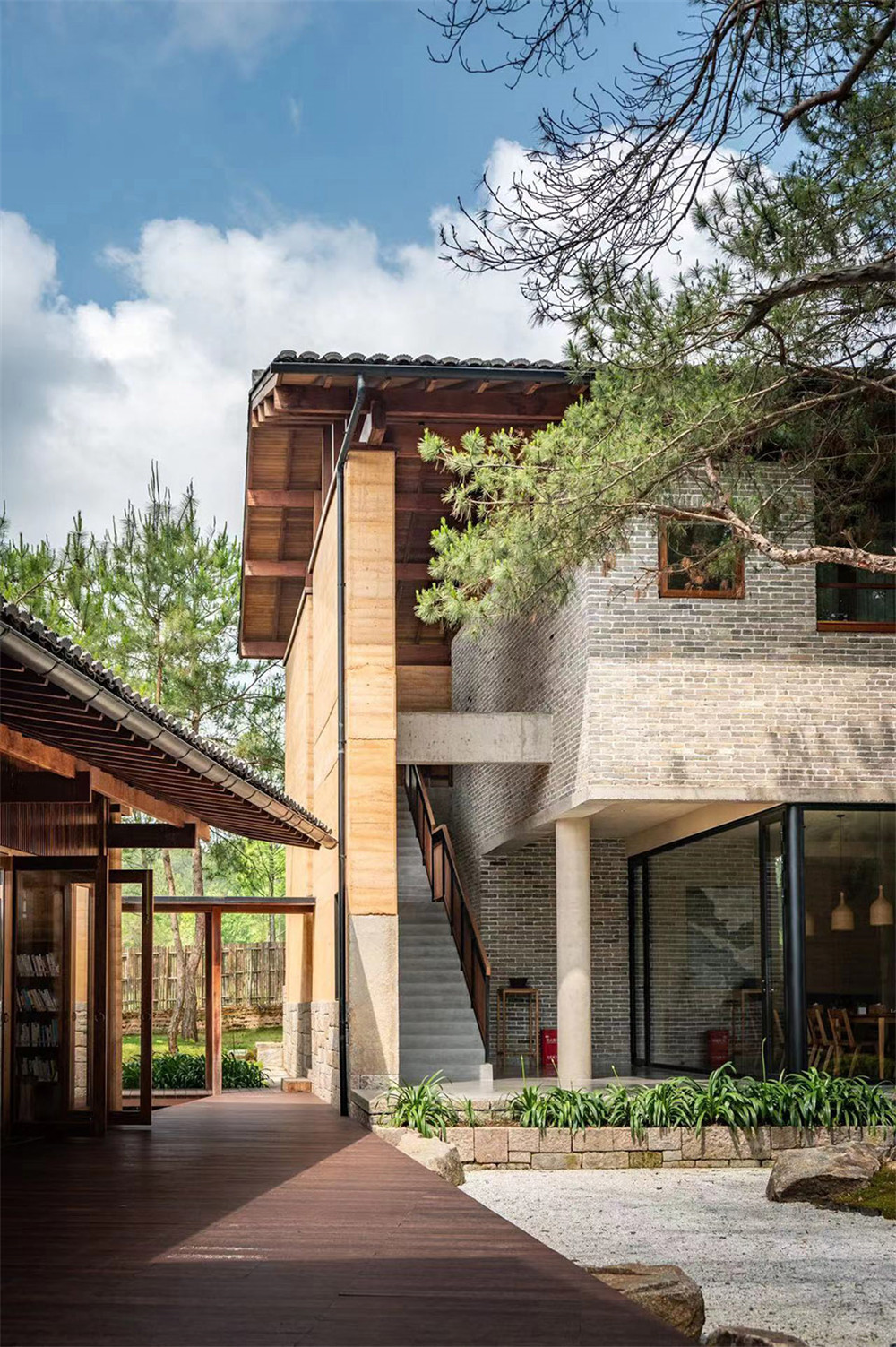 復(fù)興鄉(xiāng)村 結(jié)廬半間精品民宿裝修設(shè)計(jì)案例(圖5) 10752668_vsszan1795721518215316.jpg