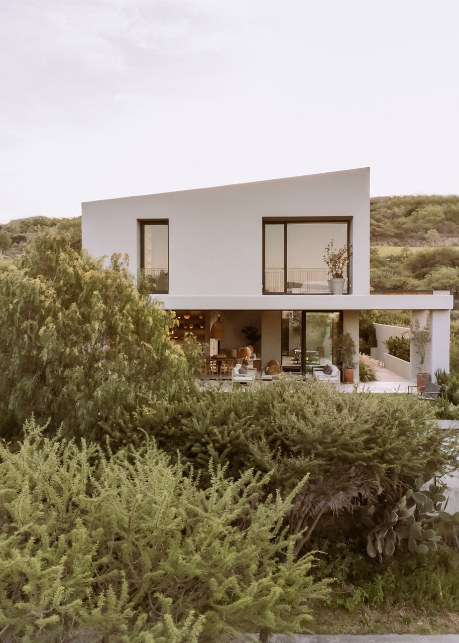 國外極簡休閑風(fēng)度假民宿酒店設(shè)計(jì)方案(圖2) 10851678_vsszan94919140048296.jpeg