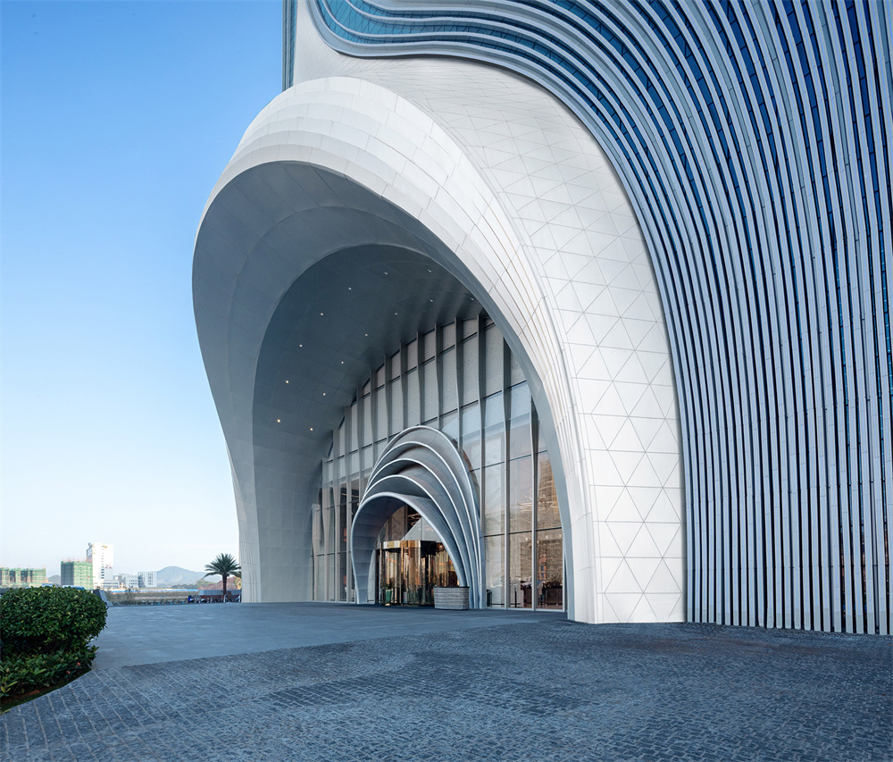 新中式奢華 廣東潘州國際大酒店裝修設(shè)計方案(圖2) 11103338_vsszan185715181643206.jpg