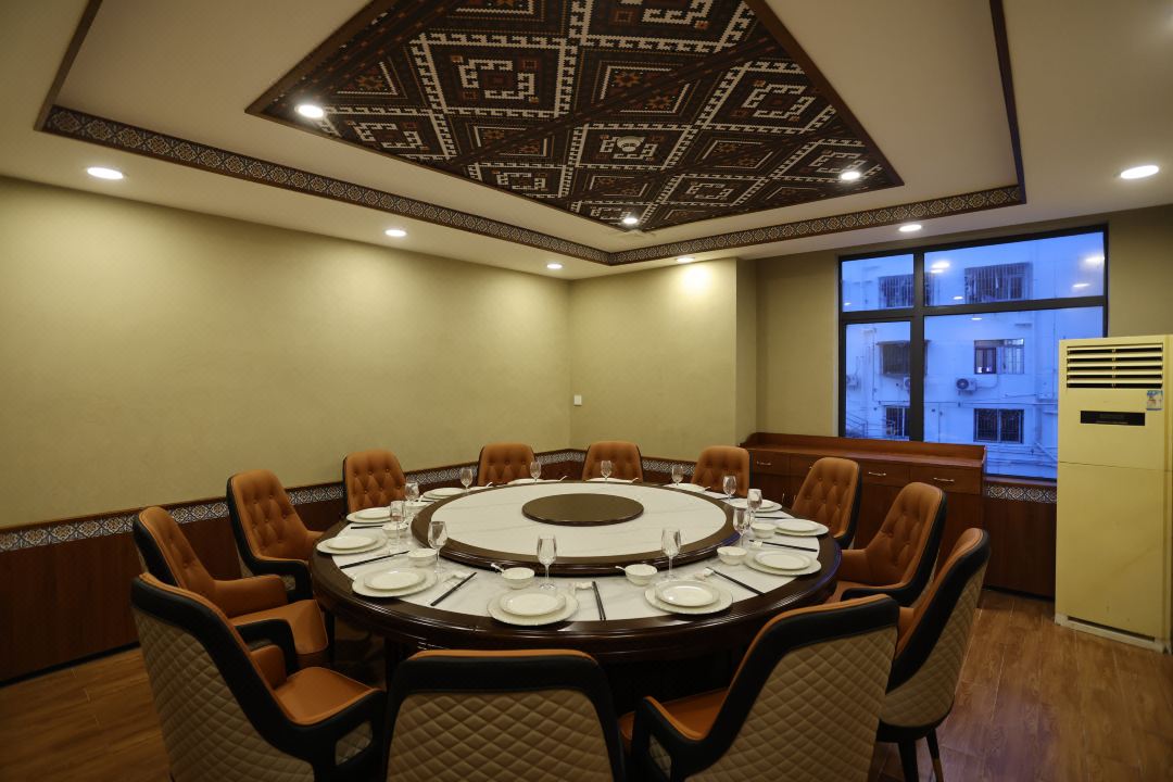 深圳秋果連鎖精品酒店裝修設(shè)計(jì)(圖4) 1mc0o12000ca5fqq9F78B_W_1080_808_R5_D.jpg